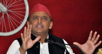 Yogi getting my telephones tapped: Akhilesh Yadav