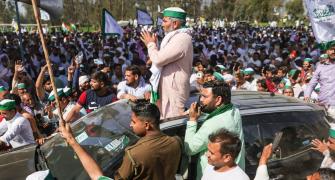 Keep tractors ready for Delhi march: Tikait to farmers