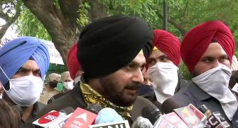 Wives of Amarinder, Sidhu join the ongoing tussle