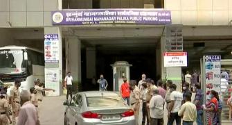 Mumbai gets first drive-in Covid vaccine centre