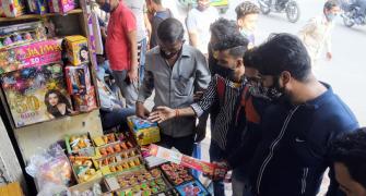Complete ban on firecrackers up to January 1 in Delhi