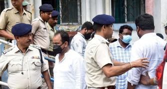 Jharkhand MLAs' cash seizure: CID teams 'detained'