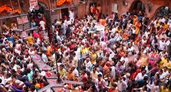 2 killed in stampede-like situation at Mathura temple