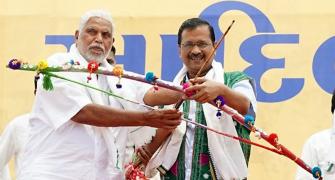 Guj polls: Kejriwal joins force with tribal outfit