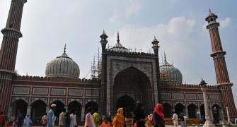 Jama Masjid revokes order barring women after outrage