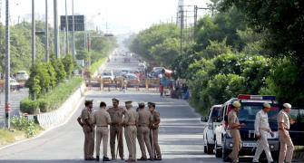 Noida police kill kidnapper in gunfight, rescue child