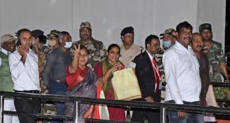 UPA MLAs fly back to Jharkhand ahead of floor test