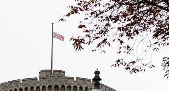 Royal mourning for 7 days after Queen's funeral