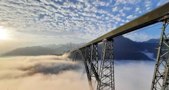 Yeh Hai India: Bridge Among The Clouds