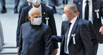 Modi, Kamala Attend Abe's Funeral