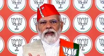 Cong means guarantee of...: Modi to K'taka BJP workers