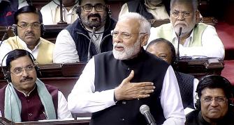 Modi thumps chest, says he alone is enough for Oppn