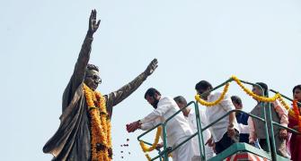 Sena groups clash on Thackeray's birth anniversary