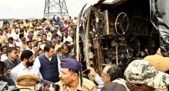 Pawar's 'Devendrawasi' jibe at Fadnavis over bus crash