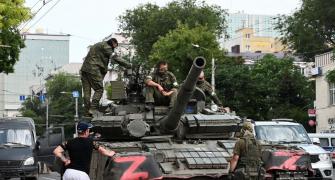 Return to positions: Russia to advancing rebels