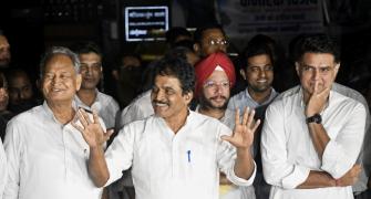 Gehlot-Pilot issues remain despite Cong's unity spin