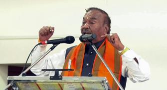 K'taka: BJP expels rebel leader Eshwarappa for 6 yrs