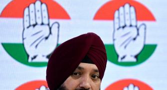Delhi Cong chief quits party over tie-up with AAP