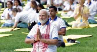 Modi to lead Yoga Day celebrations from Srinagar 