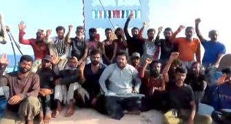 Rescued Pakistanis shout 'India Zindabad'