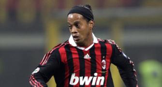 Milan bank on in-form Ronaldinho against Marseille