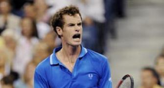 Fiery Serena, stoic Murray advance at US Open