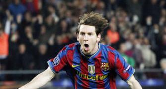 Images: Four goal Messi signals a Nou world order