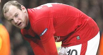 Rooney suffers burst blood vessel in ankle