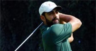 Sandhu shoots a whirlwind 63, equals course record