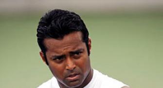 Paes felicitated by Bengal Tennis Association