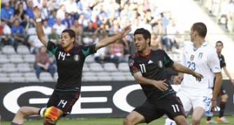 Sharp Mexico too good for rusty Italy