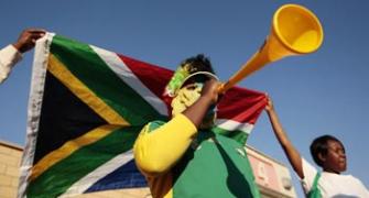 FIFA, WC organiser considering Vuvuzela ban