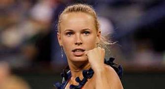 Wozniacki eases into Stuttgart semi-finals