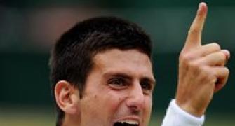 Djokovic beats Tsonga to enter final