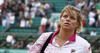 Foot injury puts Clijsters out of Wimbledon