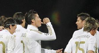 CL: Real Madrid qualify with Ronaldo's brace