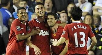 League Cup: Owen brace cheers United, Spurs ousted