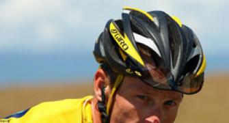 Former team boss laments Armstrong's no-fight decision