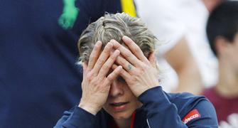 US Open: Clijsters sent out by Brit, Murray cruises