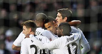 EPL: Swansea blank Arsenal 3-2