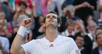 Murray sets up Wimbledon final clash with Federer