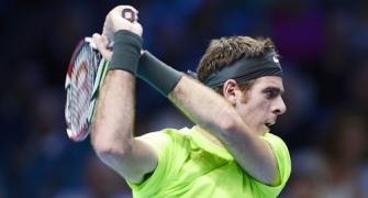 Tour Finals: Deja vu for del Potro as Federer looms