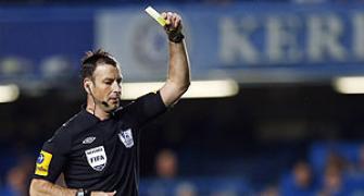 EPL: Chelsea file complaint over referee's language