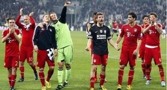 CL PHOTOS: Nervy Barcelona, Bayern advance to semis