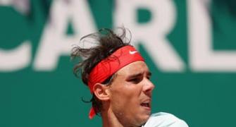 Murray loses in Monte Carlo, Nadal through