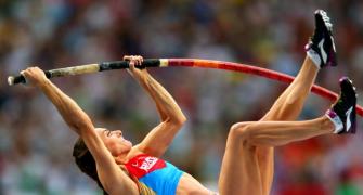 Pole vault star Isninbayeva to stand for Russian athletics presidency