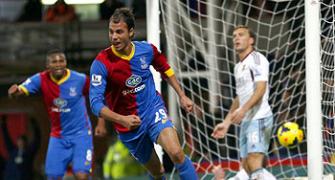 EPL: Chamakh shines in Palace win over West Ham