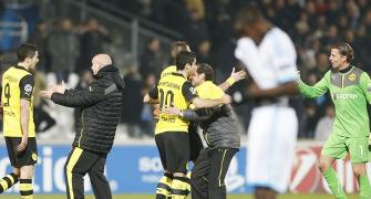 Champions League PHOTOS: Dortmund leave it late, Milan limp into last 16