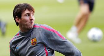 Messi recovers from injury, can start fitness work