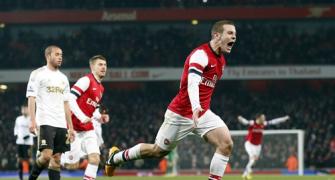 FA Cup: Arsenal, Man United sneak replay wins